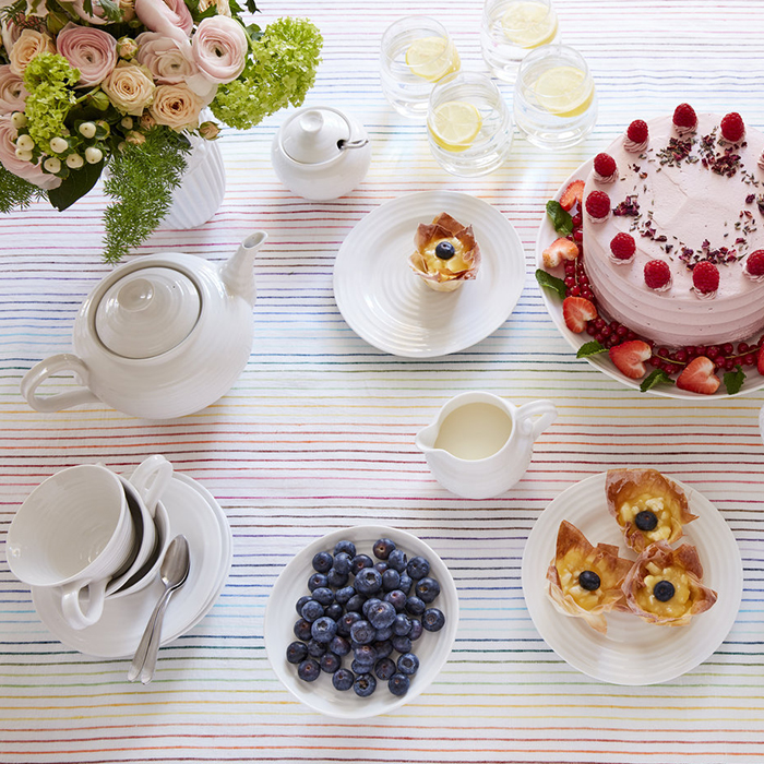 Sophie Conran for Portmeirion White 2 Pint Teapot 1.13L 2pt.